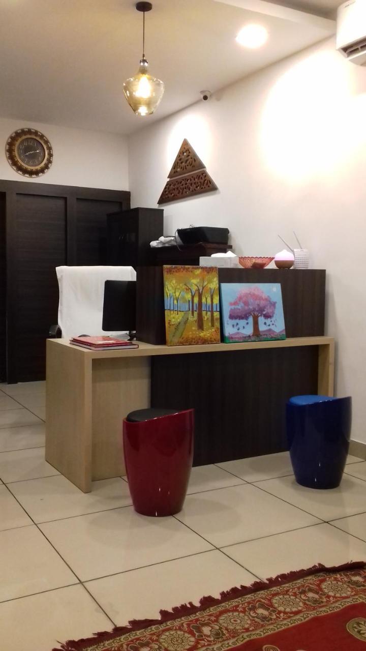 The Metro Pod - Backpackers A/C Dormitory Kochi ห้อง รูปภาพ